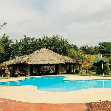 ホテル Hacienda El Pedregal Estanzuela エクステリア 写真