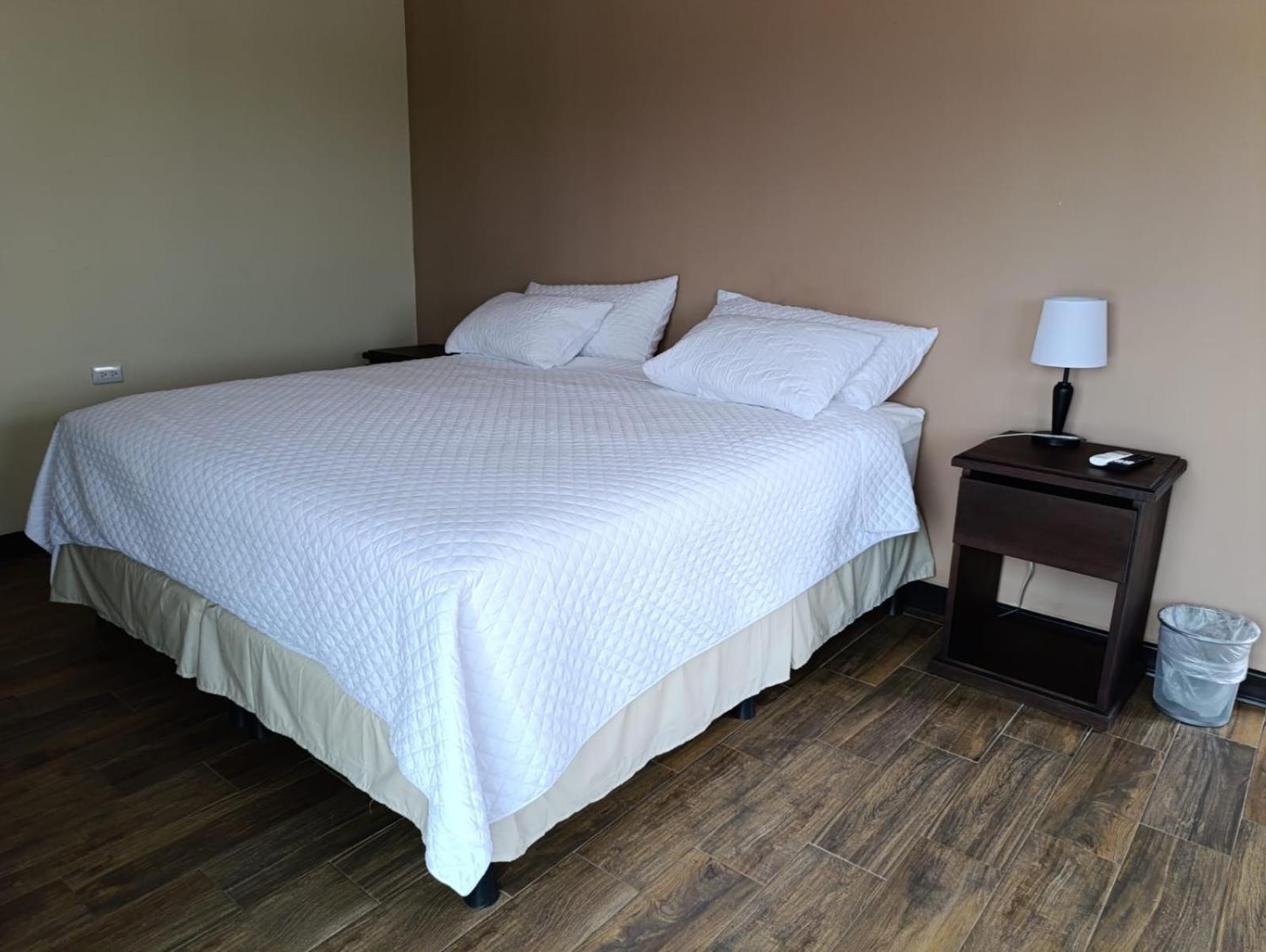 ホテル Hacienda El Pedregal Estanzuela エクステリア 写真