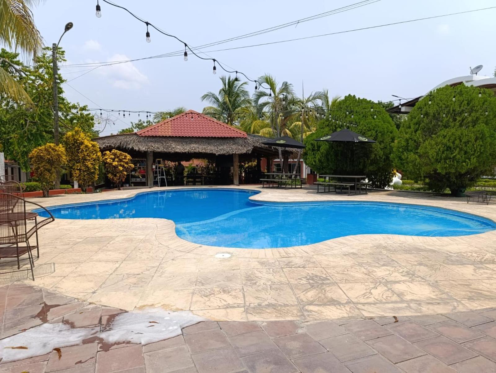 ホテル Hacienda El Pedregal Estanzuela エクステリア 写真