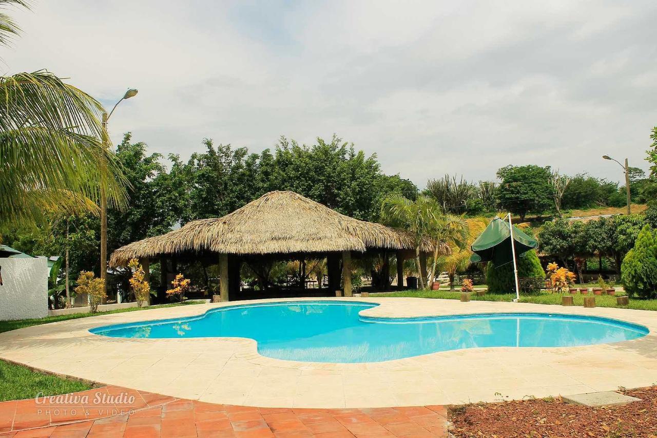 ホテル Hacienda El Pedregal Estanzuela エクステリア 写真